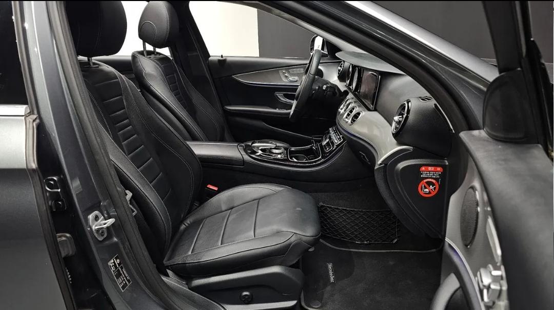 Mercedes-Benz E-Class W213 E200 Avantgarde