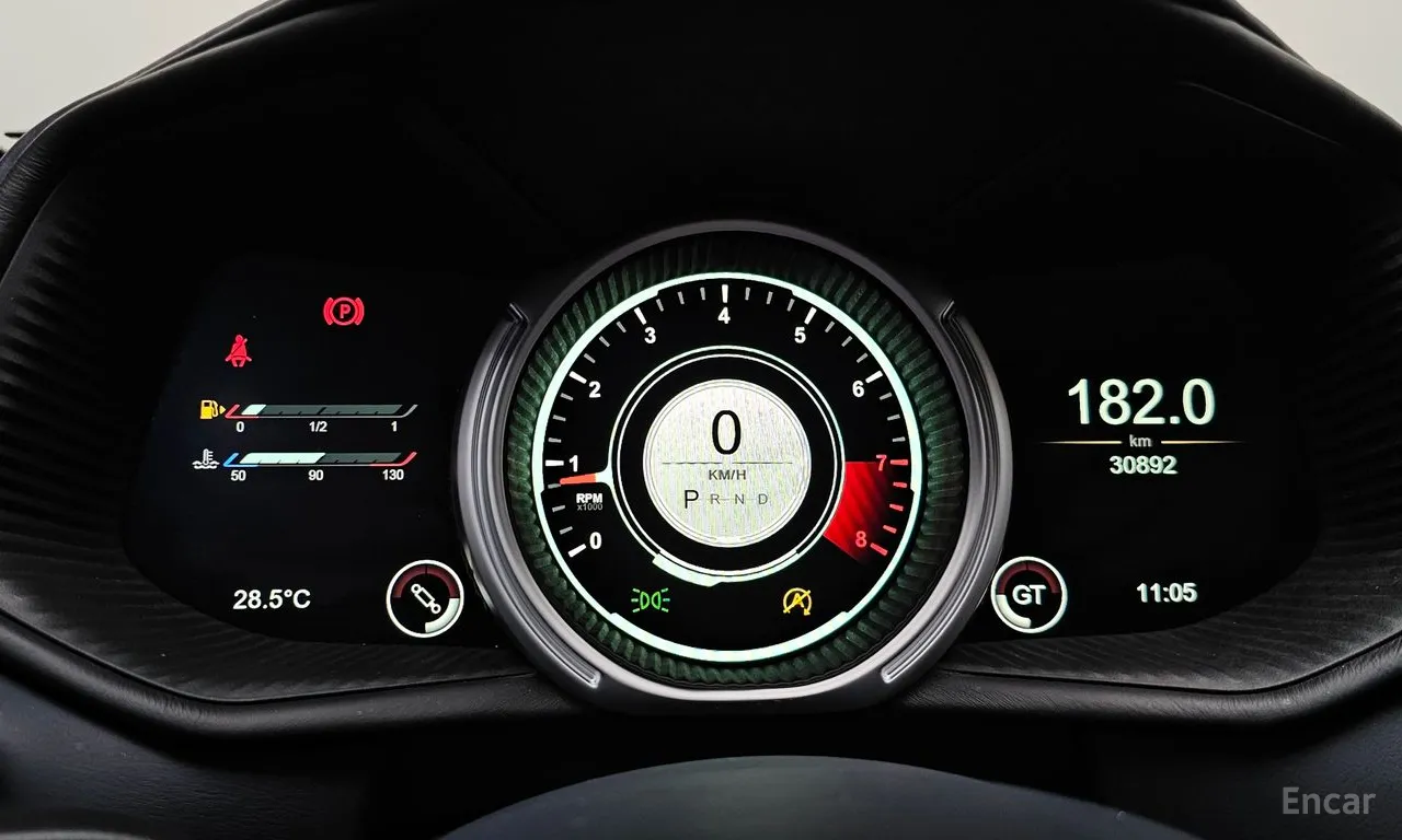 Aston Martin DB11 4.0 V8 Volante