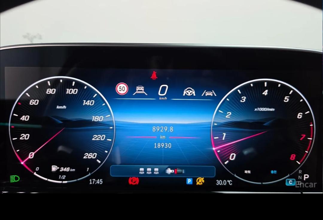 Mercedes-Benz E-Class W214 E300 4MATIC AMG Line